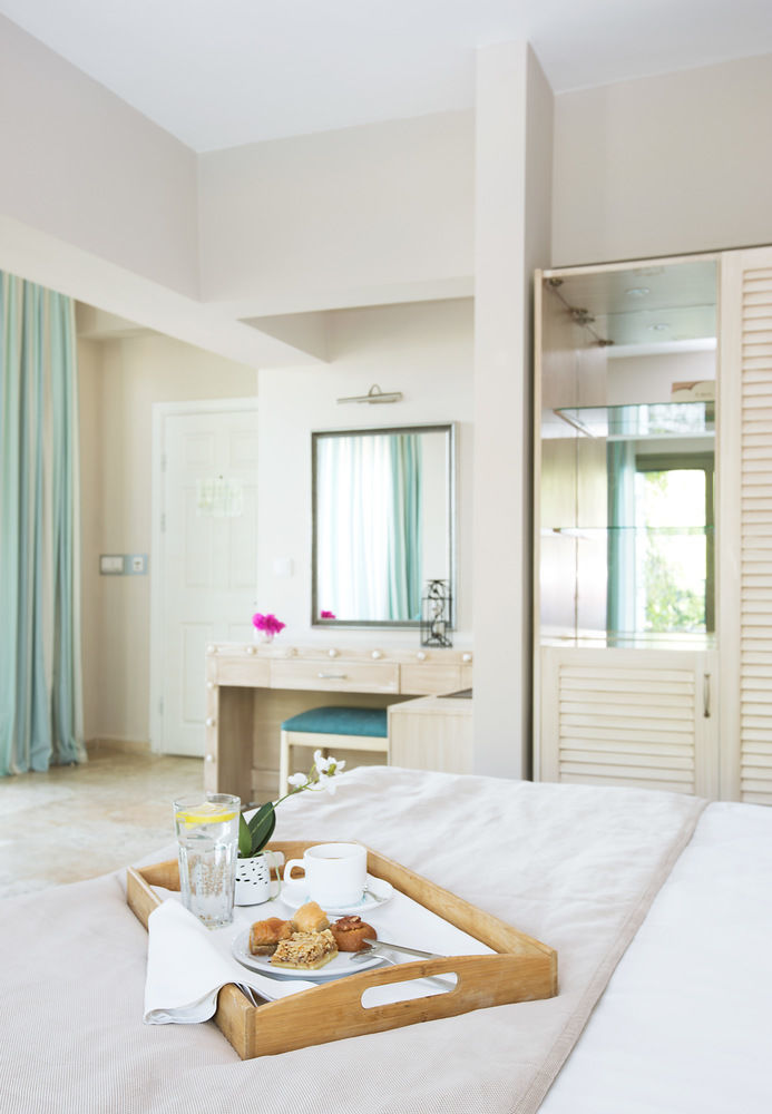 Marti La Perla (Adults Only) Hotel Icmeler Exterior photo